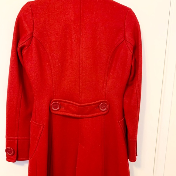 Coat - Picture 1 of 3